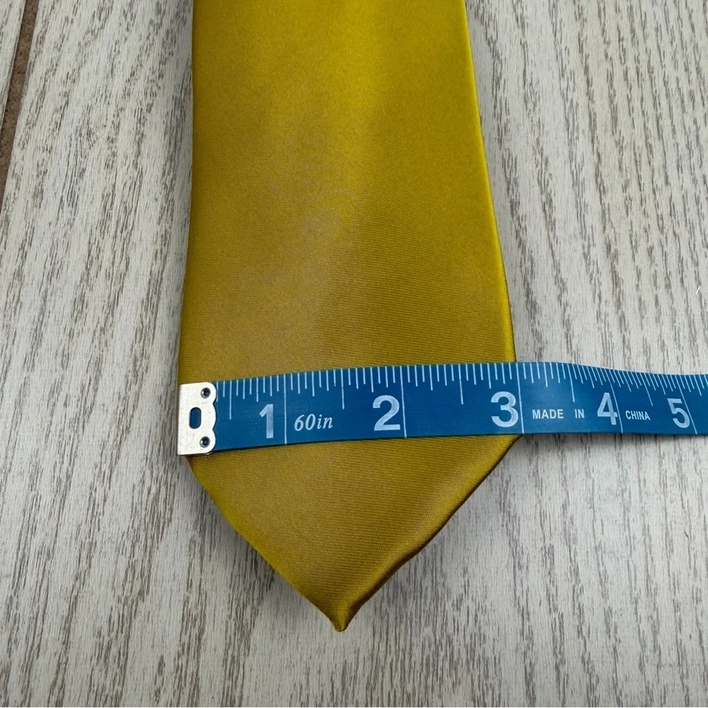 716 Tayion by Montee Holland Two Tone Tie 710 Gold $55 Polyester 2YC24-2001